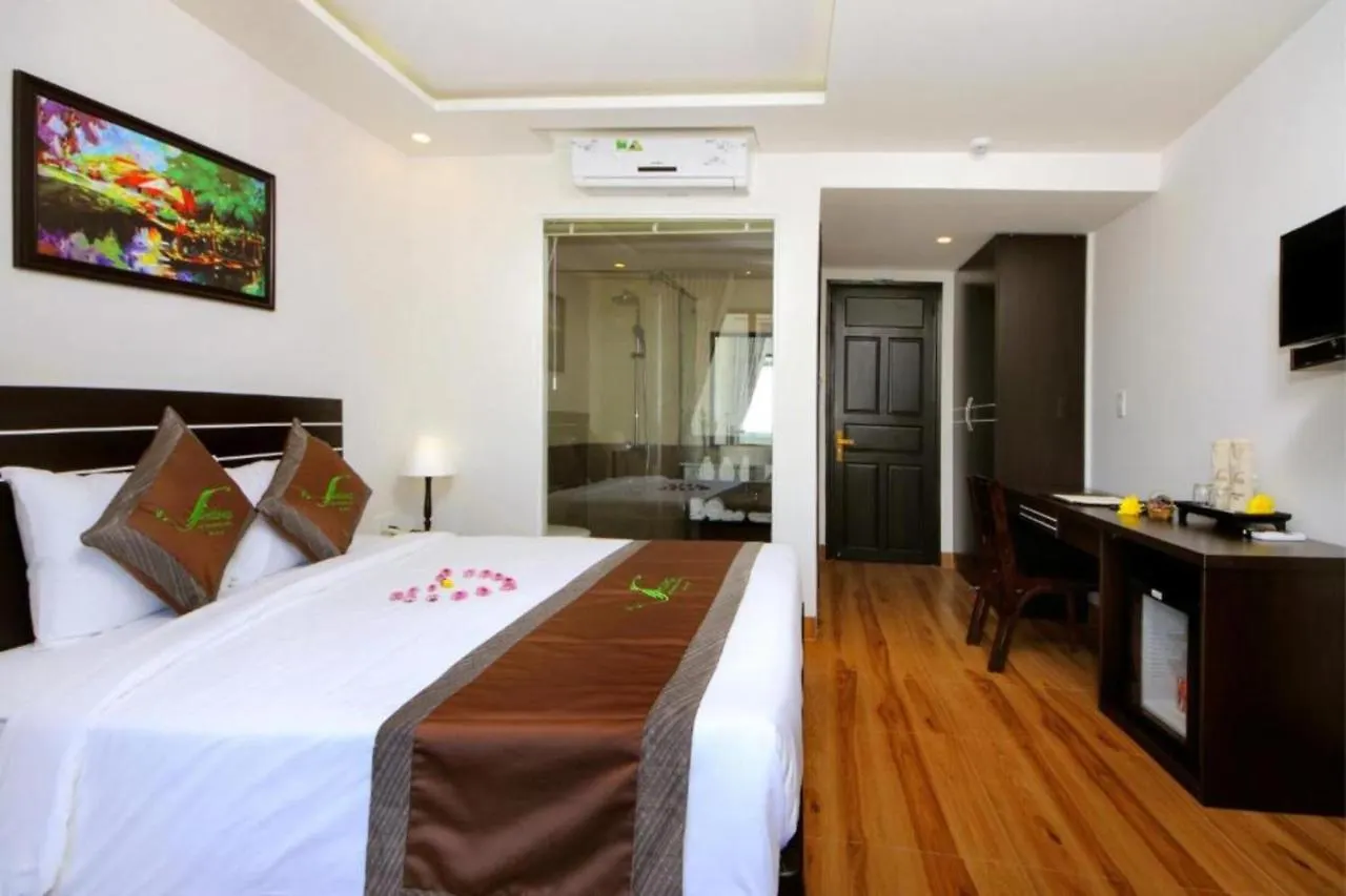 Hotel Front Beach Hoi An 4*,  Wietnam